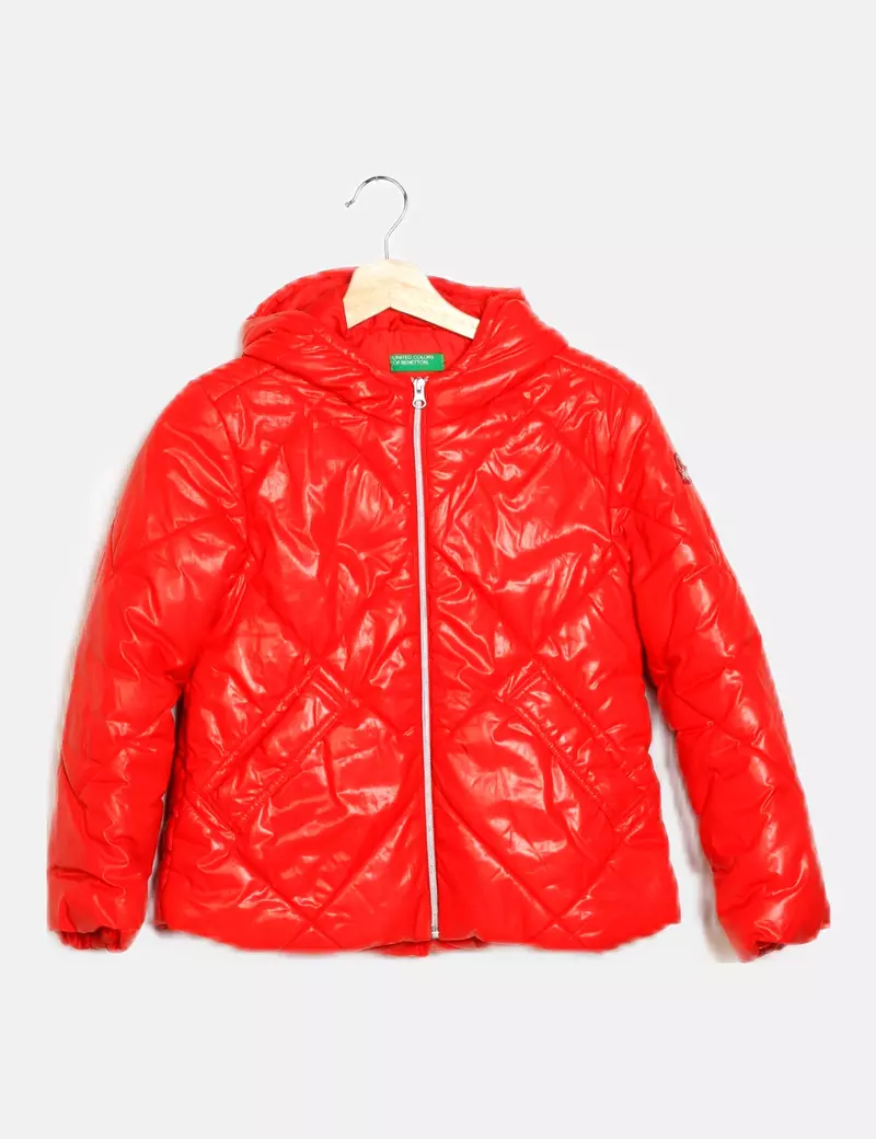 Benetton Chaqueta roja acolchada