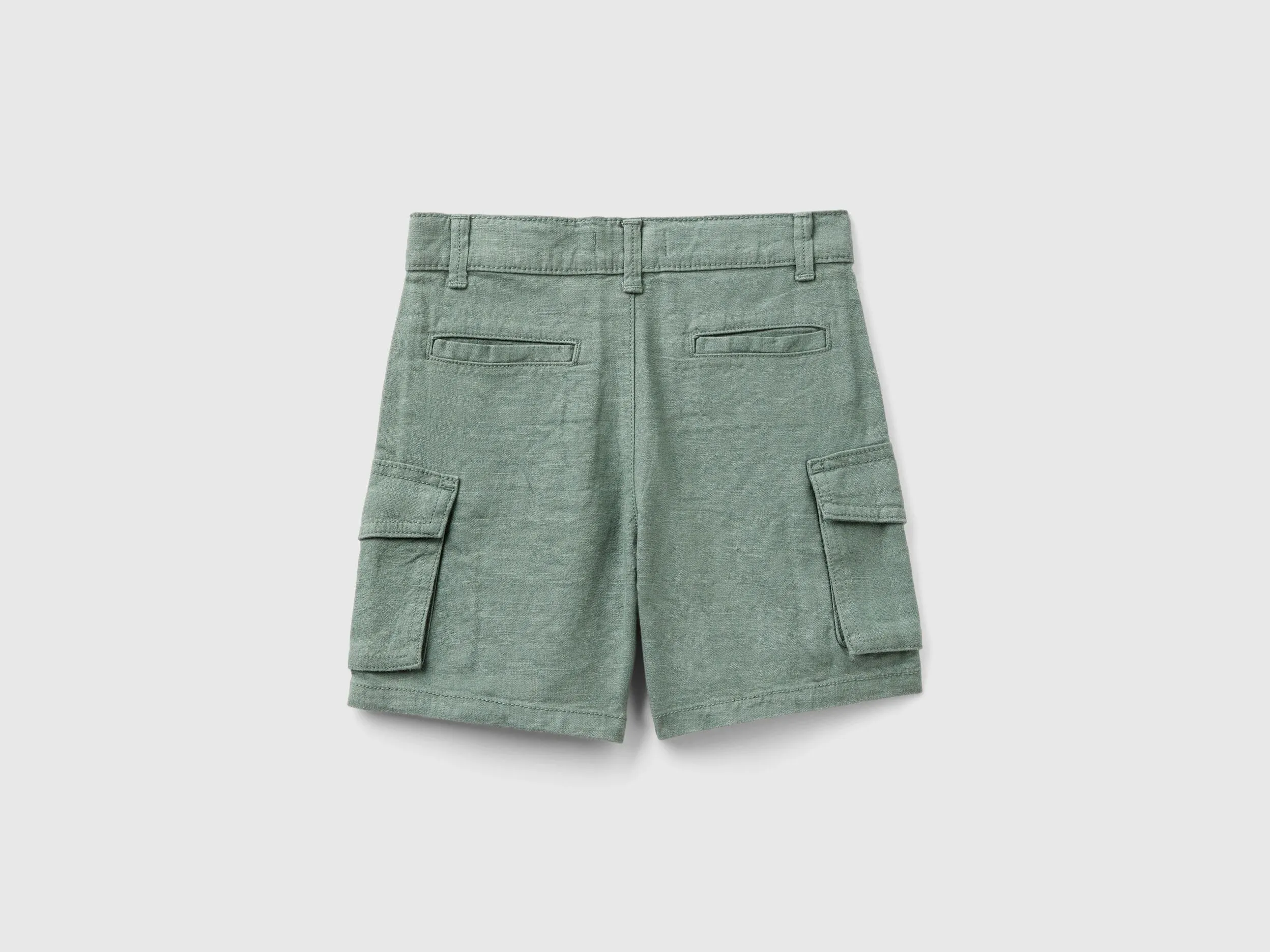 Bermudas cargo de lino mixto