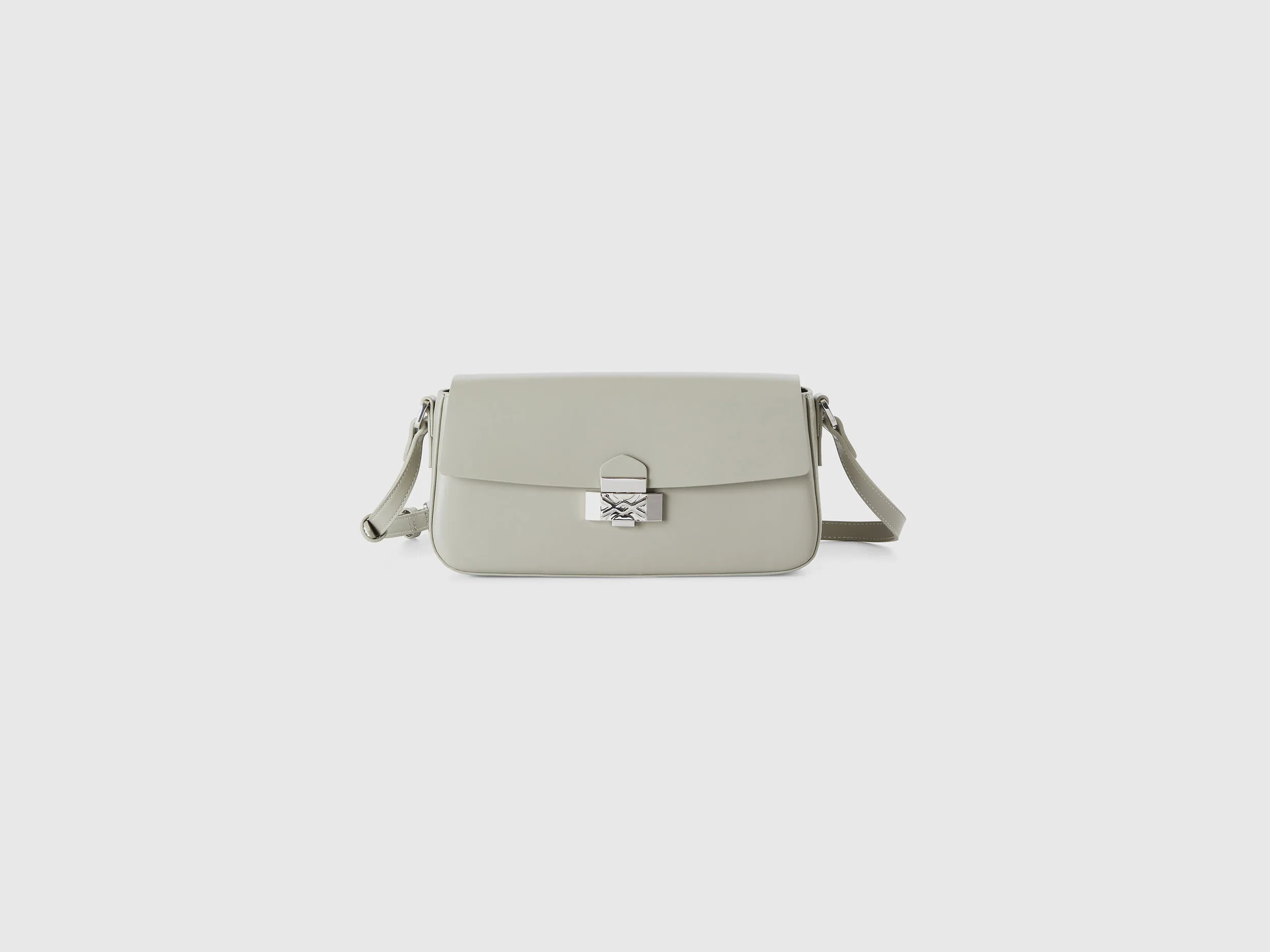 Bolso baguette de tejido con efecto piel