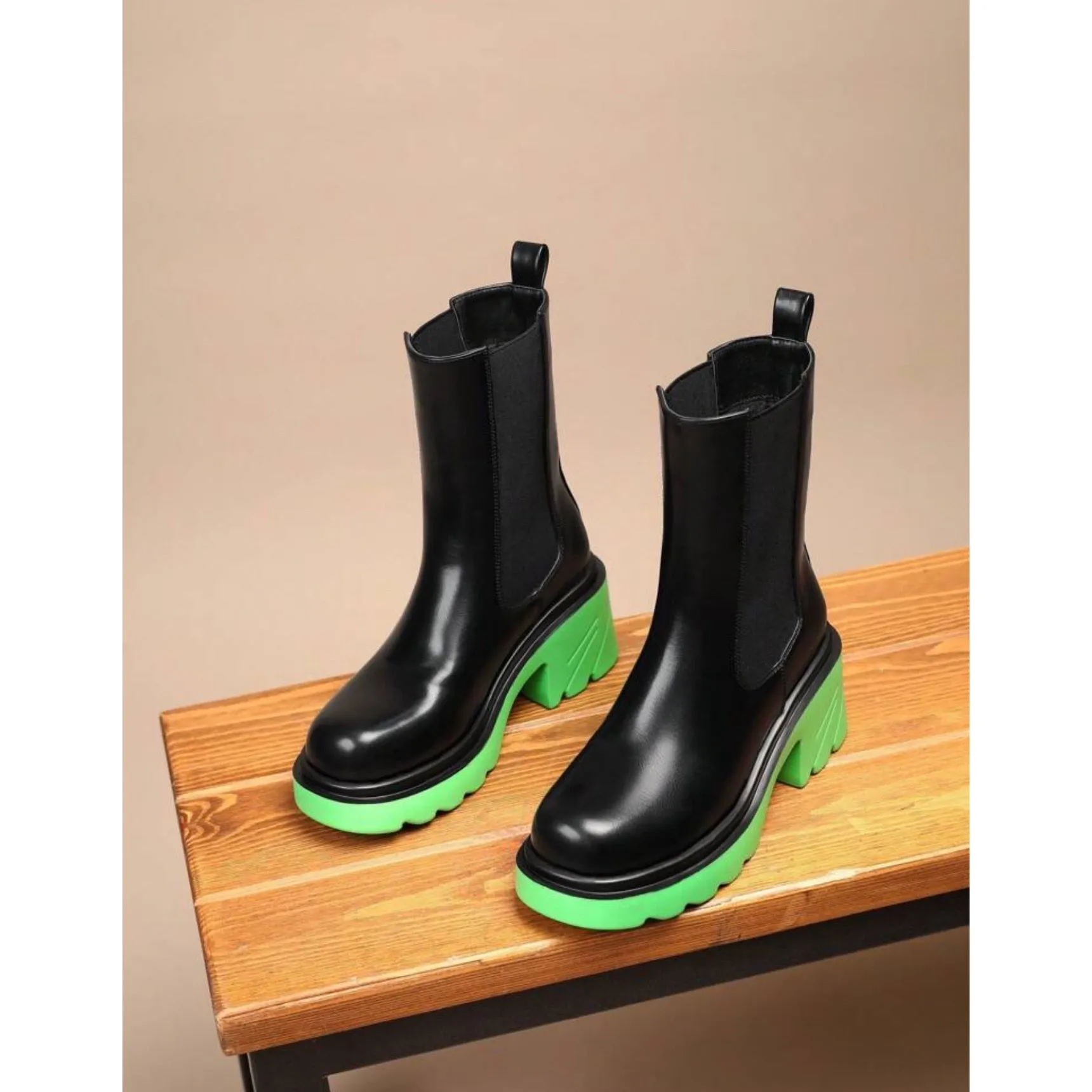Botines suela color