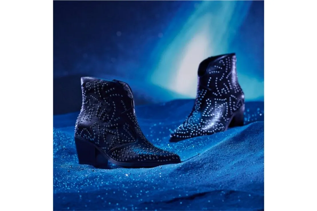 BOTÍN ESTILO COWBOY NEGRO CON DETALLE DE TACHUELAS PARA MUJER STRUER 70350 Gioseppo