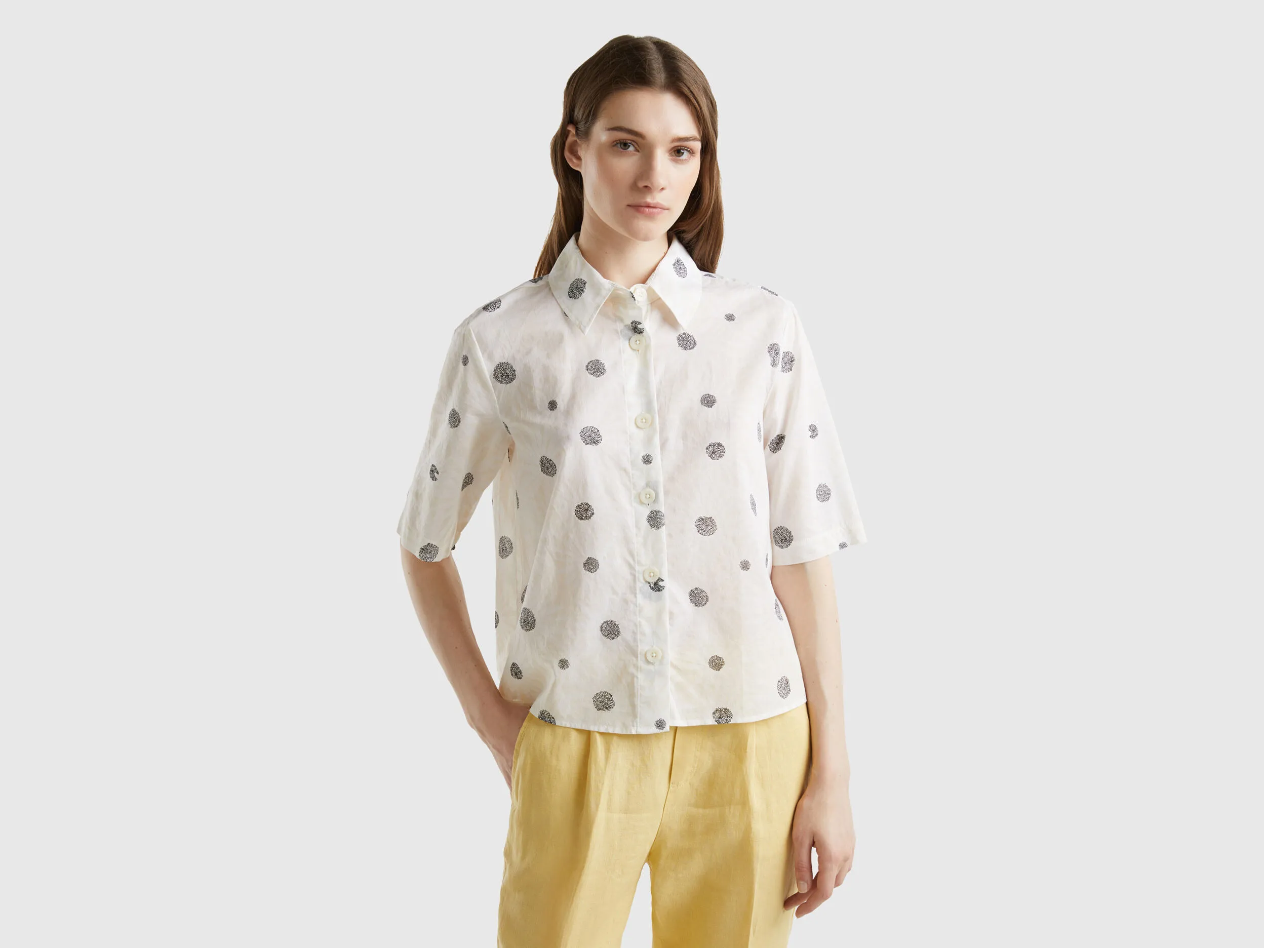 Camisa estampada de manga corta