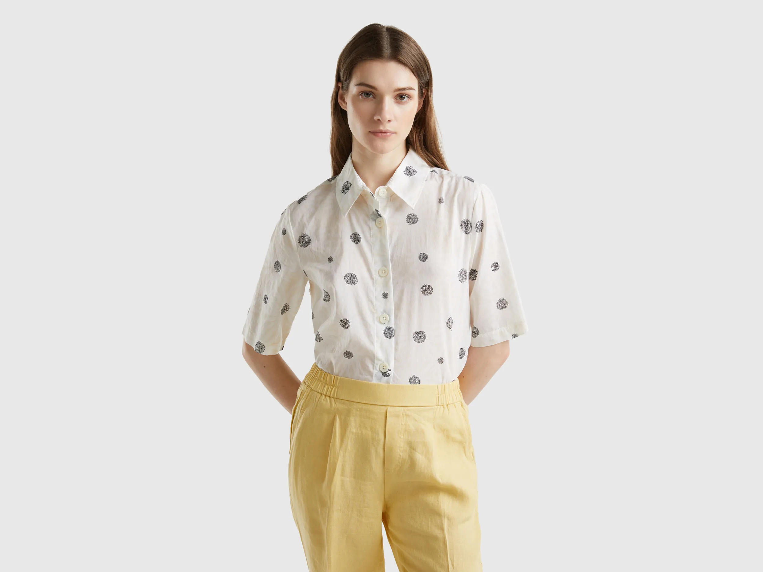 Camisa estampada de manga corta