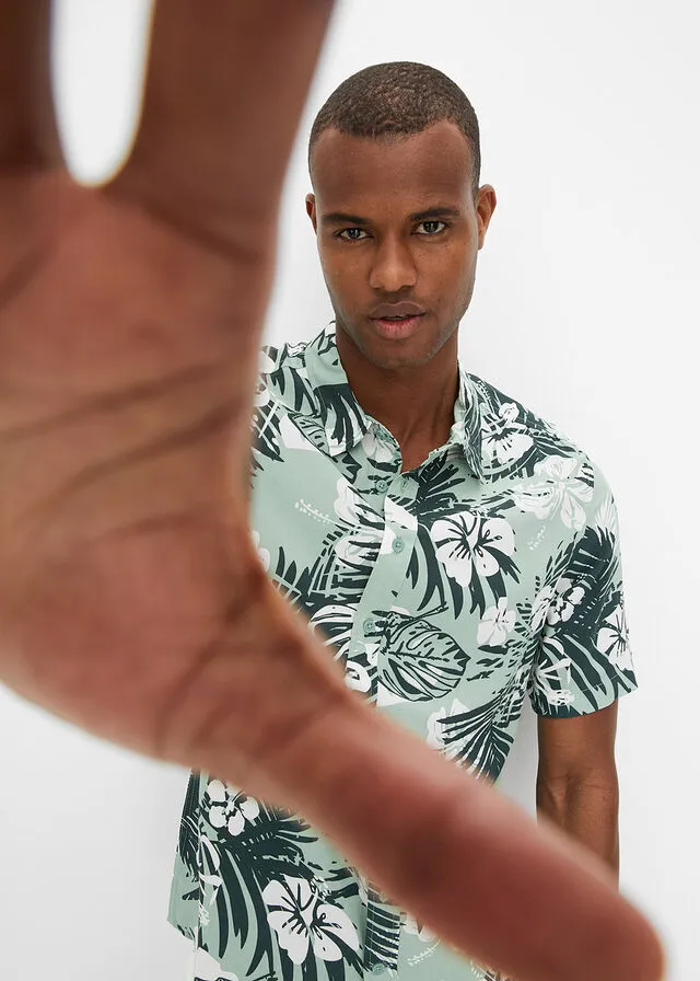 Camisa hawaiana de manga corta Verde pastel de flores