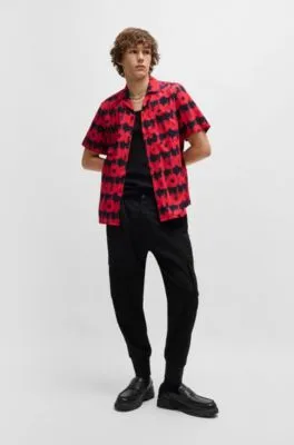 Camisa relaxed fit de algodón con logo ahumado estampado
