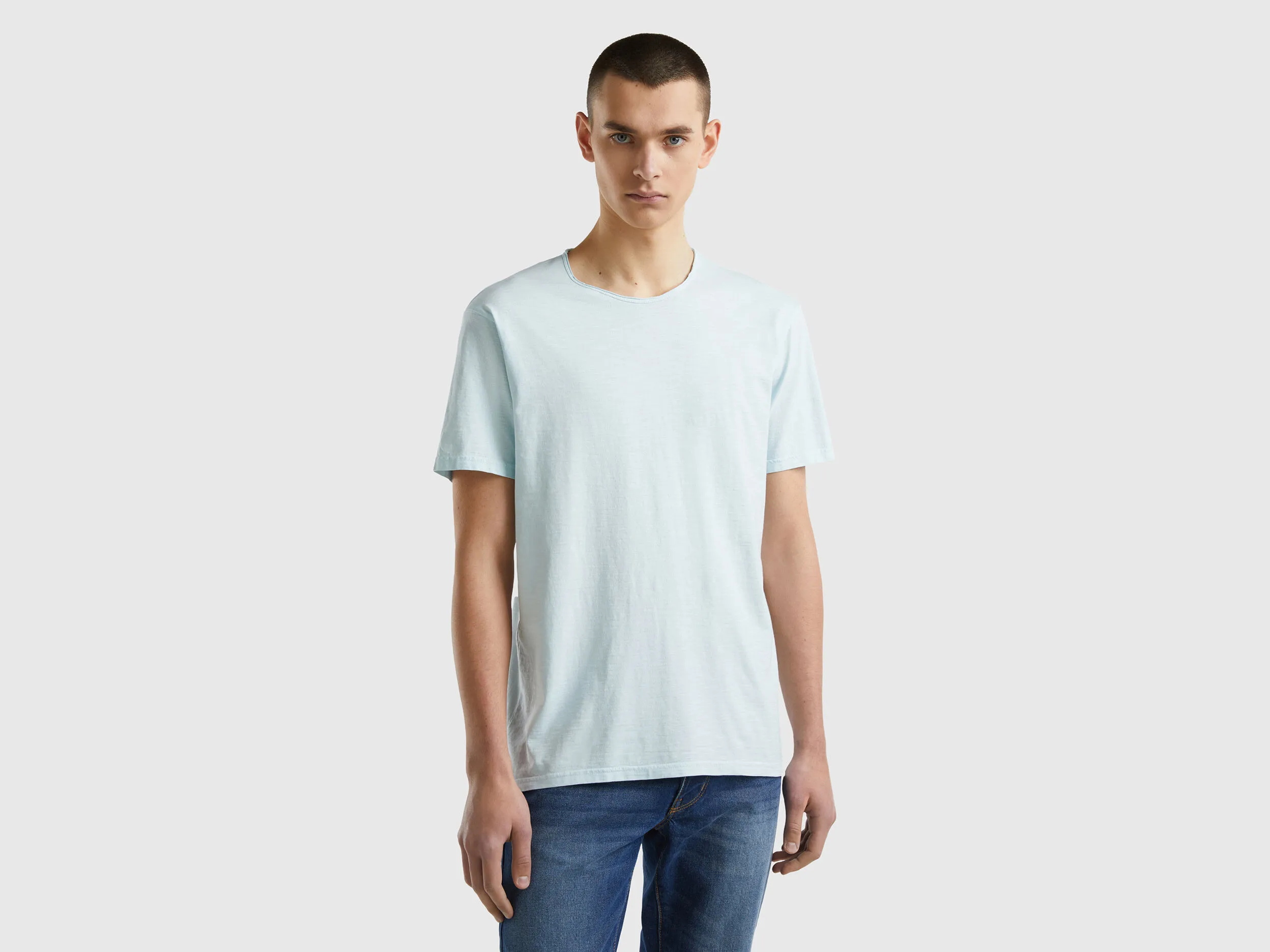 Camiseta verde agua claro de algodón flameado