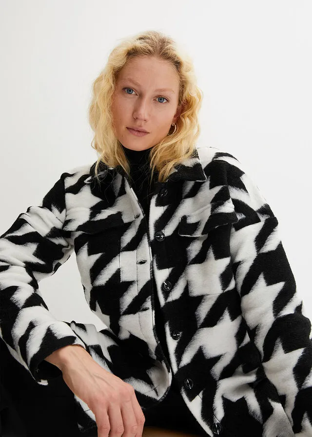 CHAQUETA NEGROBLANCO LANA CON PATRóN PATA DE GALLO