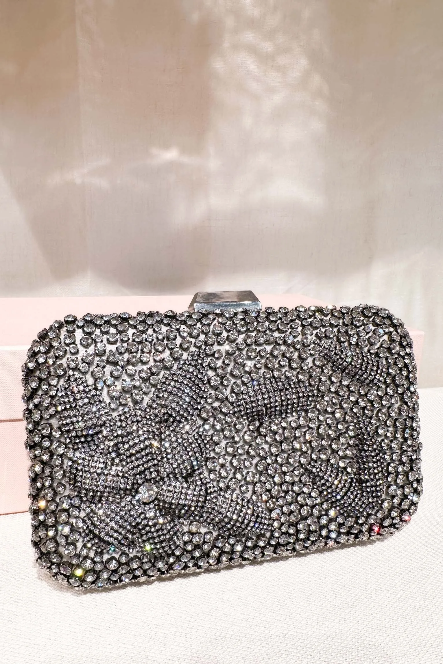 Clutch Giselle Sample Sale