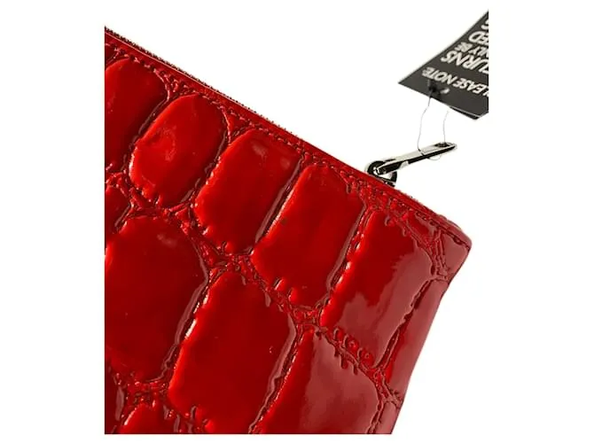 Clutch grande con efecto cocodrilo de Miu Miu en charol rojo Roja 