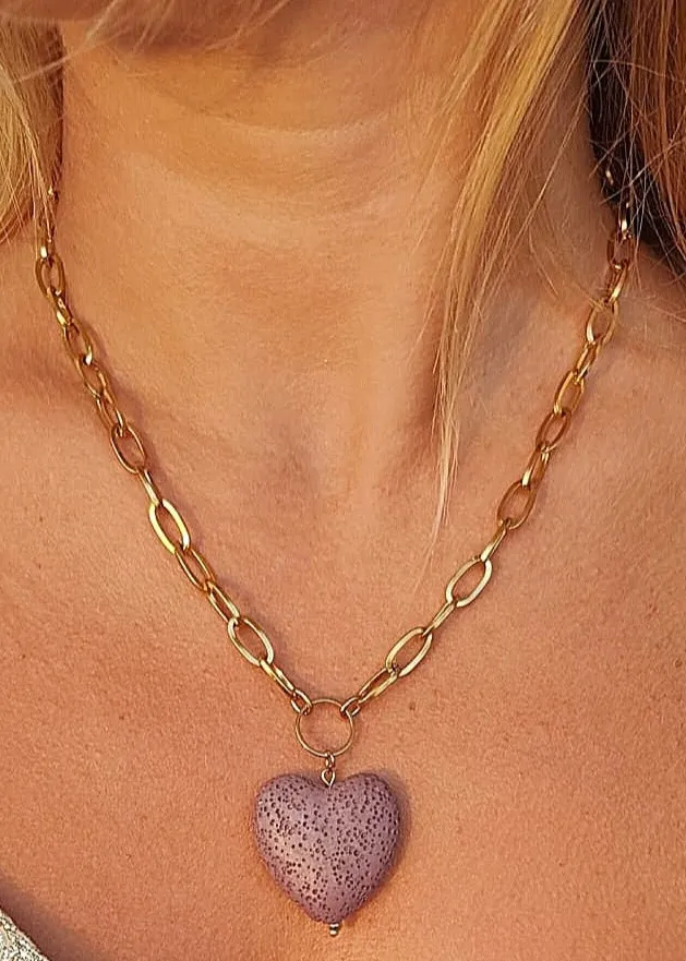 Collar cadena corazón volcánico