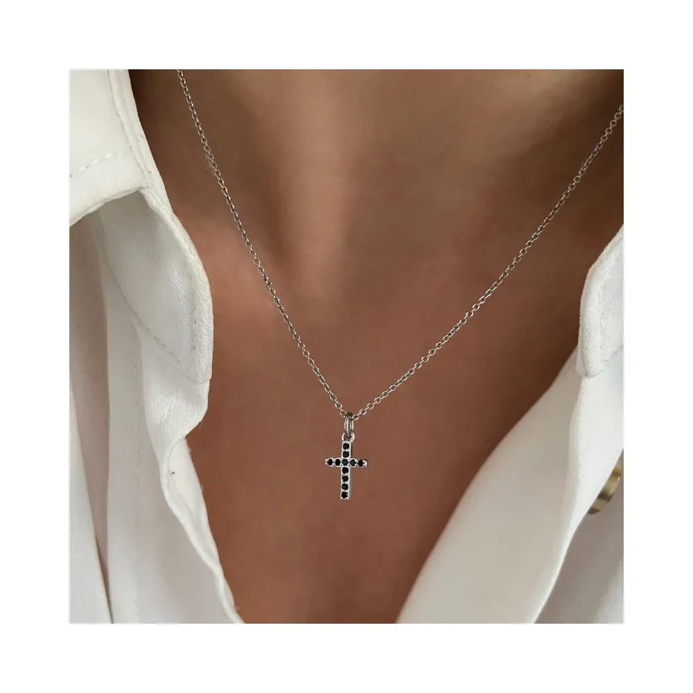 Collar Cruz Circonitas Negras