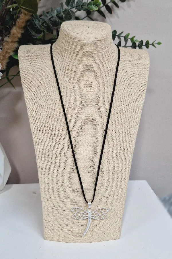 Collar Largo Libélula Plateada