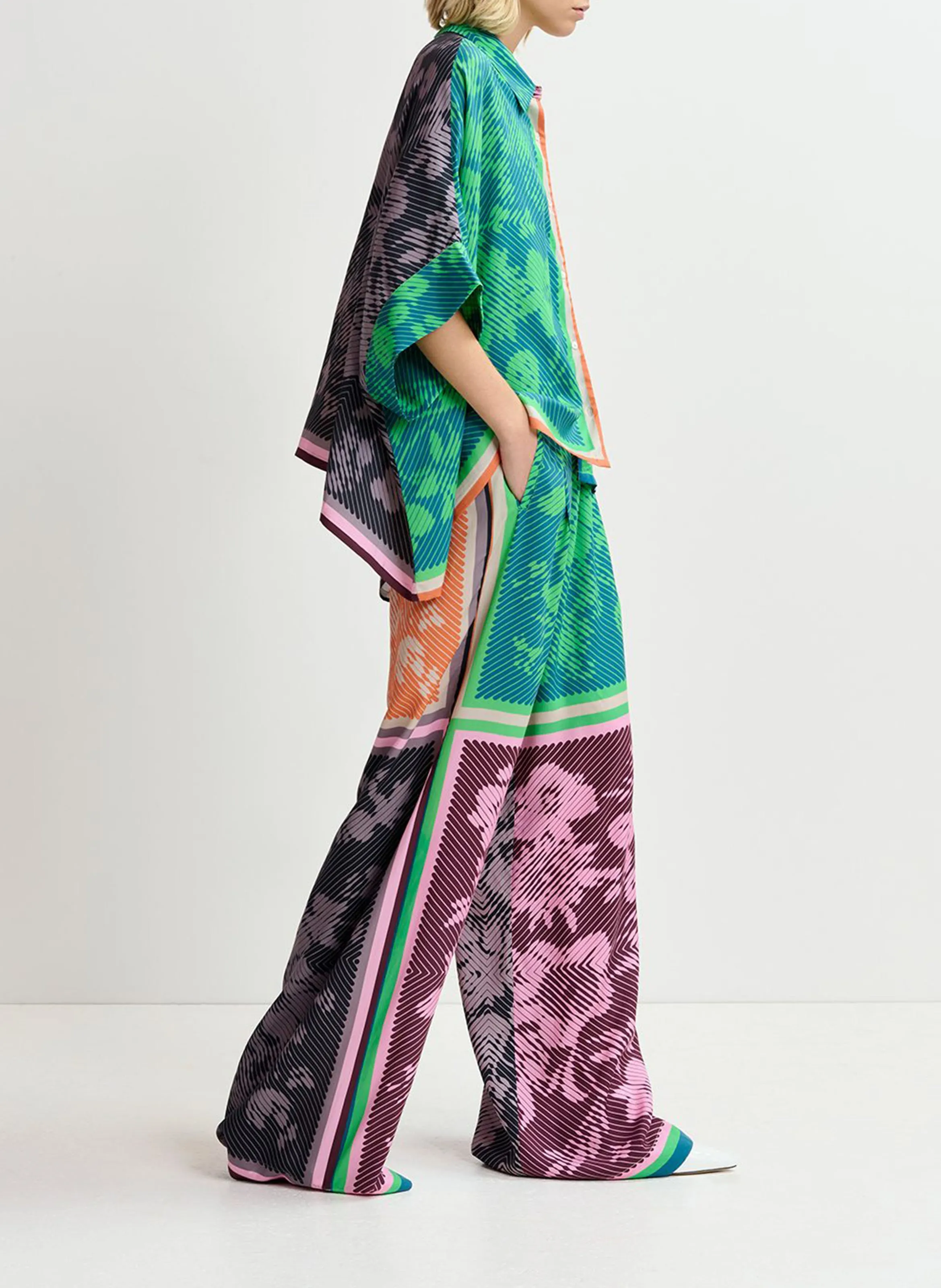 ESSENTIEL ANTWERP GRETEL  PANTALóN ANCHO ESTAMPADO EN MULTICOLOR