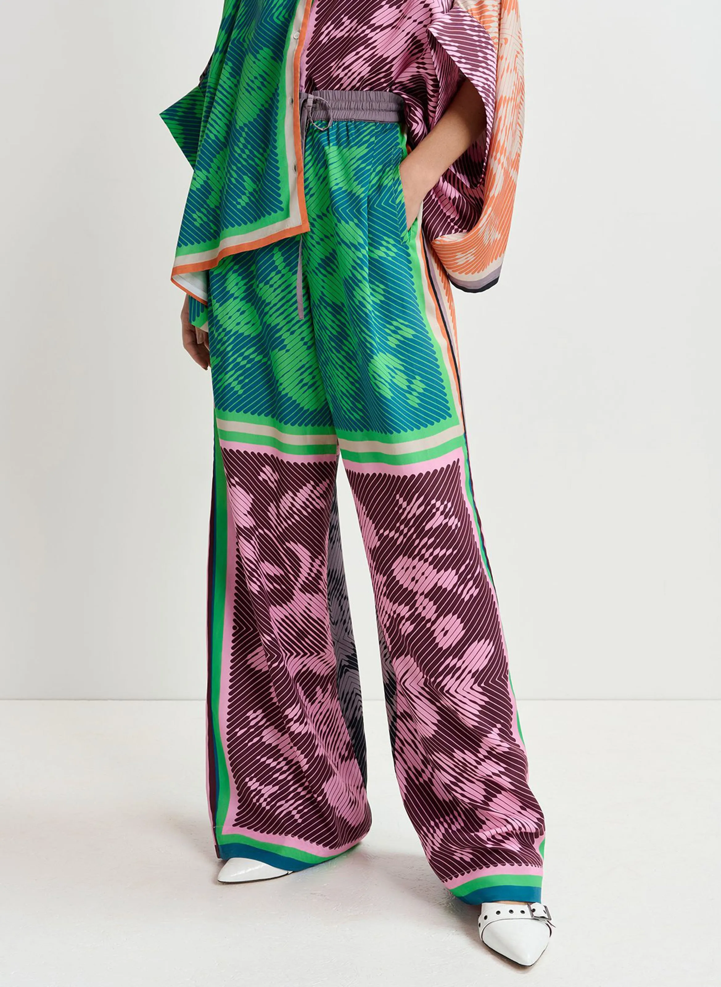 ESSENTIEL ANTWERP GRETEL  PANTALóN ANCHO ESTAMPADO EN MULTICOLOR