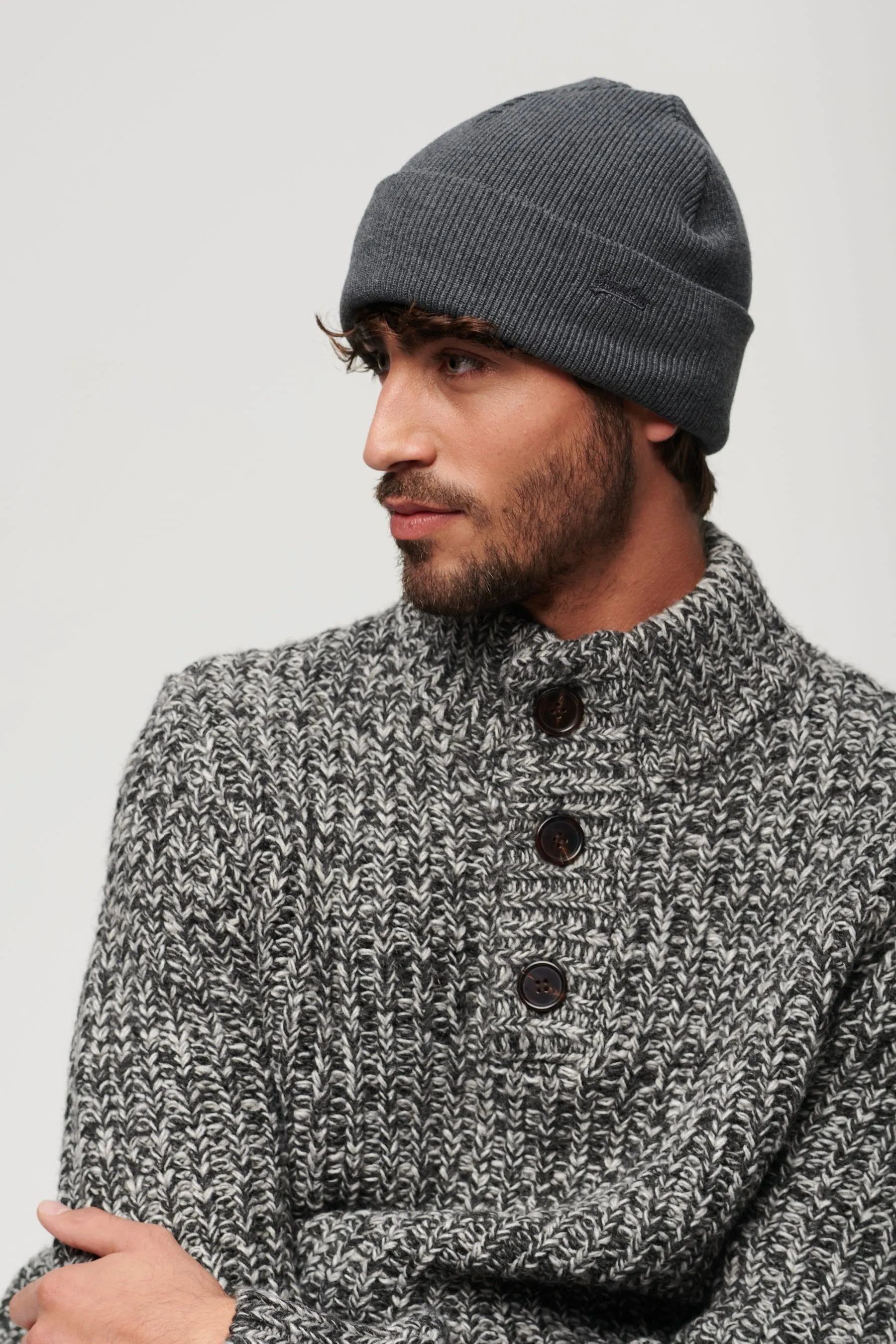 Gorro de punto con logo de Superdry