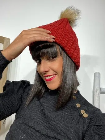 Gorro Pompón SUNKRO Burdeos