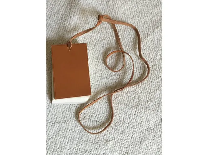 Hermès Monederos, carteras, casos 