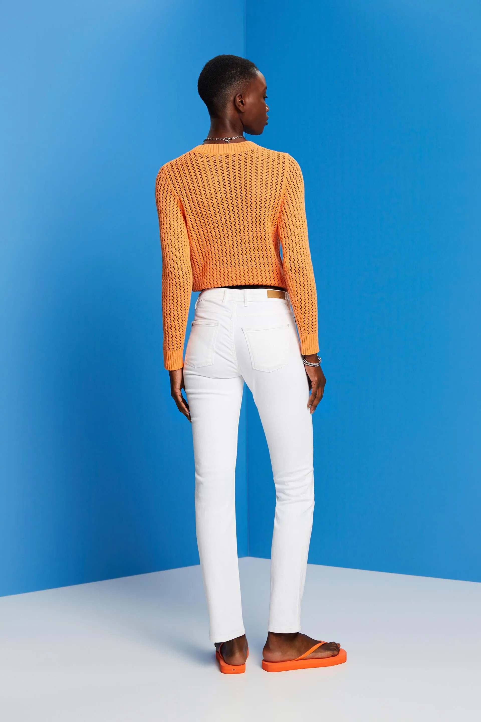 Jeans con detalle de cremalleras