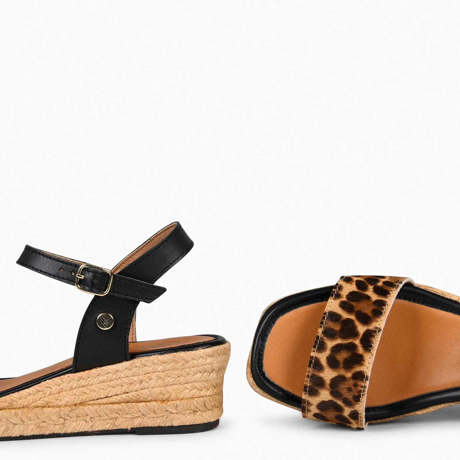 MARISA  CUñAS DE ESPARTO BAJAS LEOPARDO