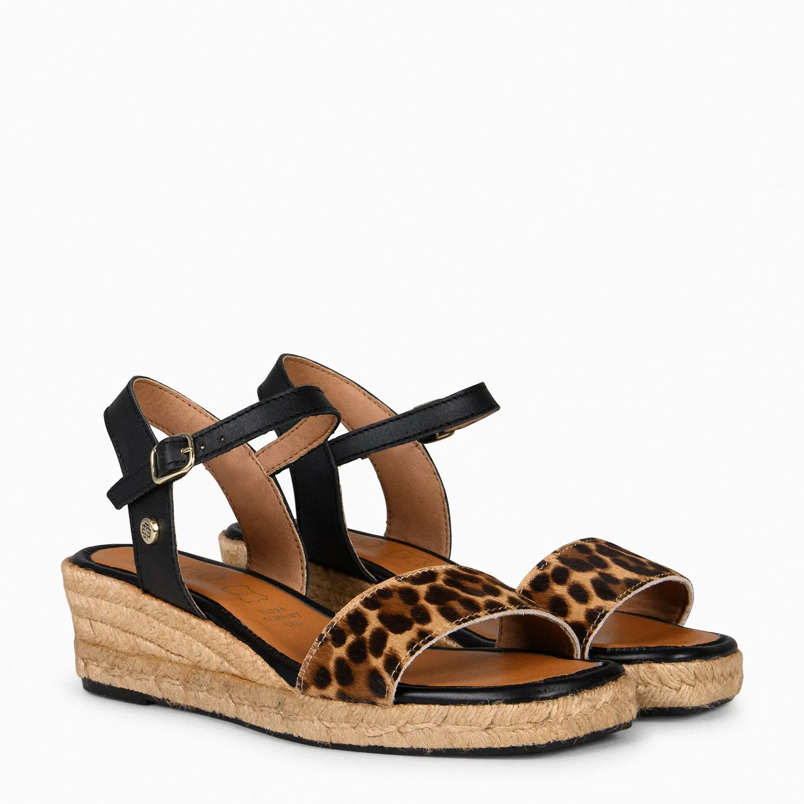 MARISA  CUñAS DE ESPARTO BAJAS LEOPARDO