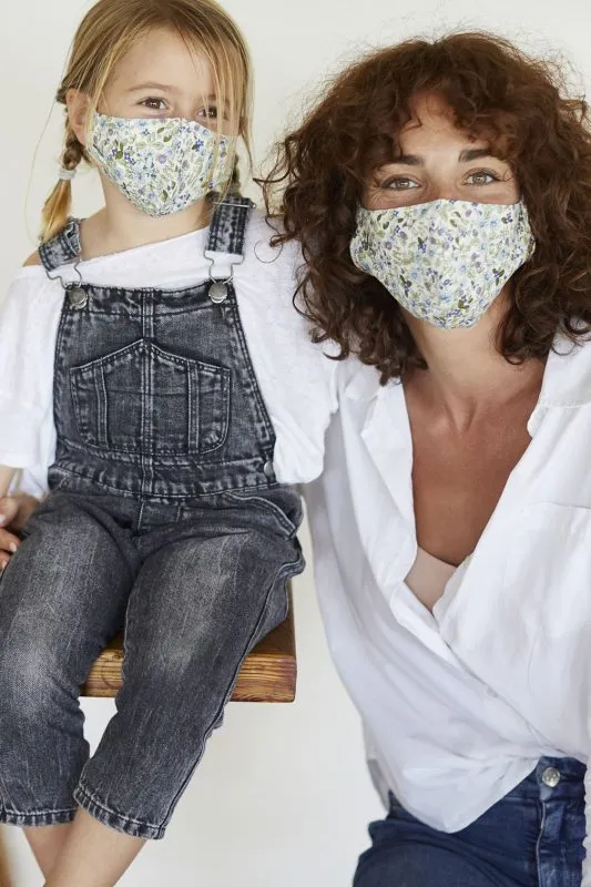 MASCARILLA PARA ADULTO  FLORES AZUL