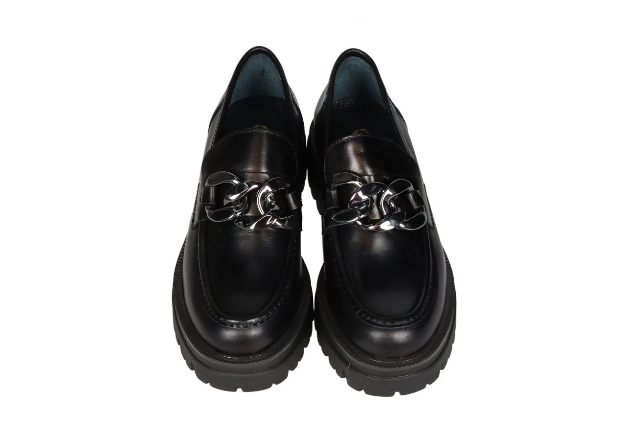 Mocasin Piel Negro Adorno Pala Eslabones Plataforma
