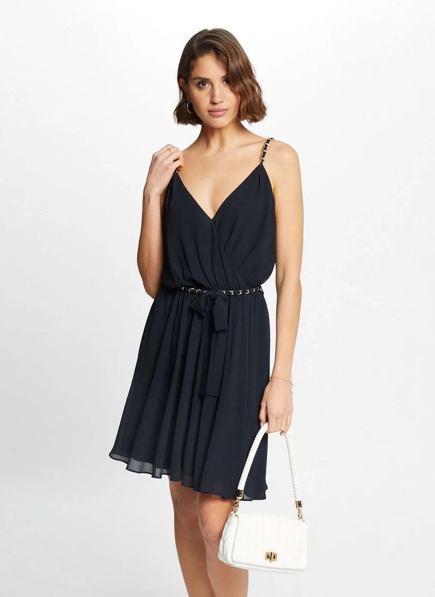 MORGAN RENODO  VESTIDO CORTO CON CUELLO EN V Y CADENAS EN AZUL