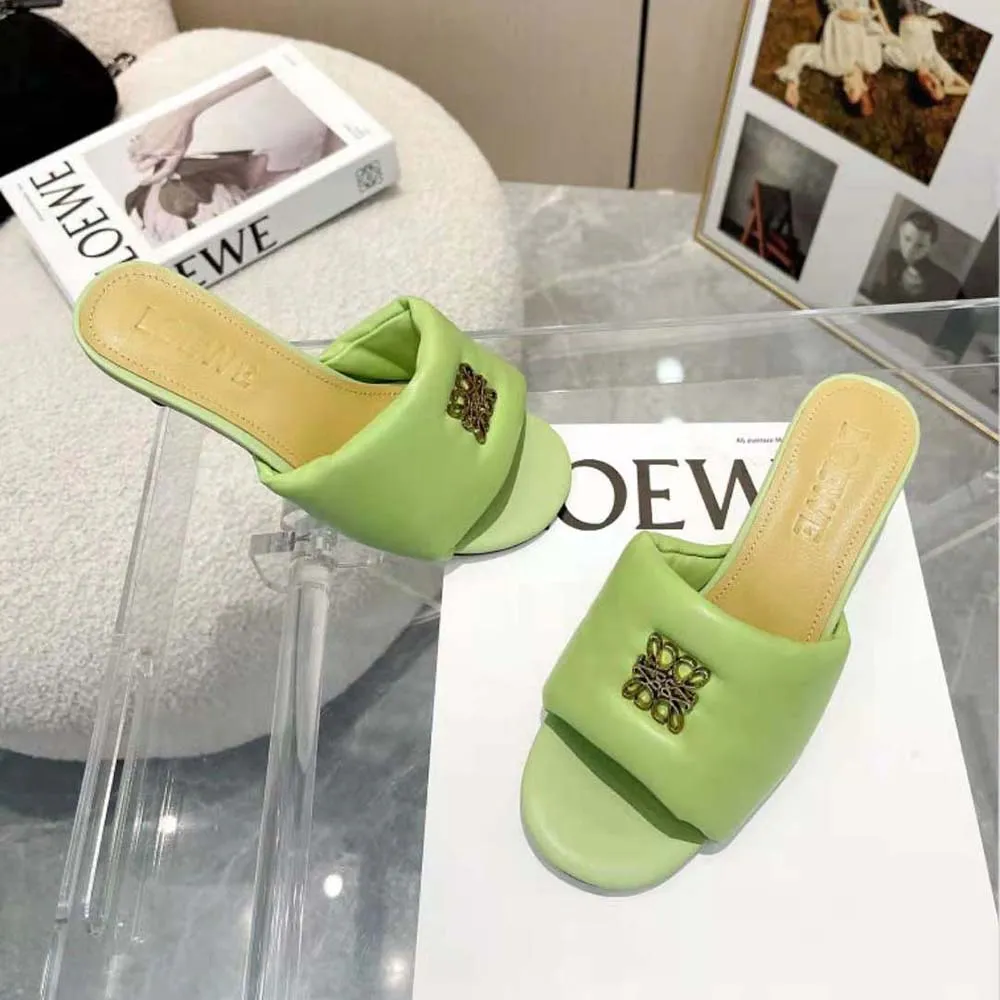 MULE LOEWE MUJER ANAGRAM ACOLCHADO EN PIEL DE CORDEROVERDE