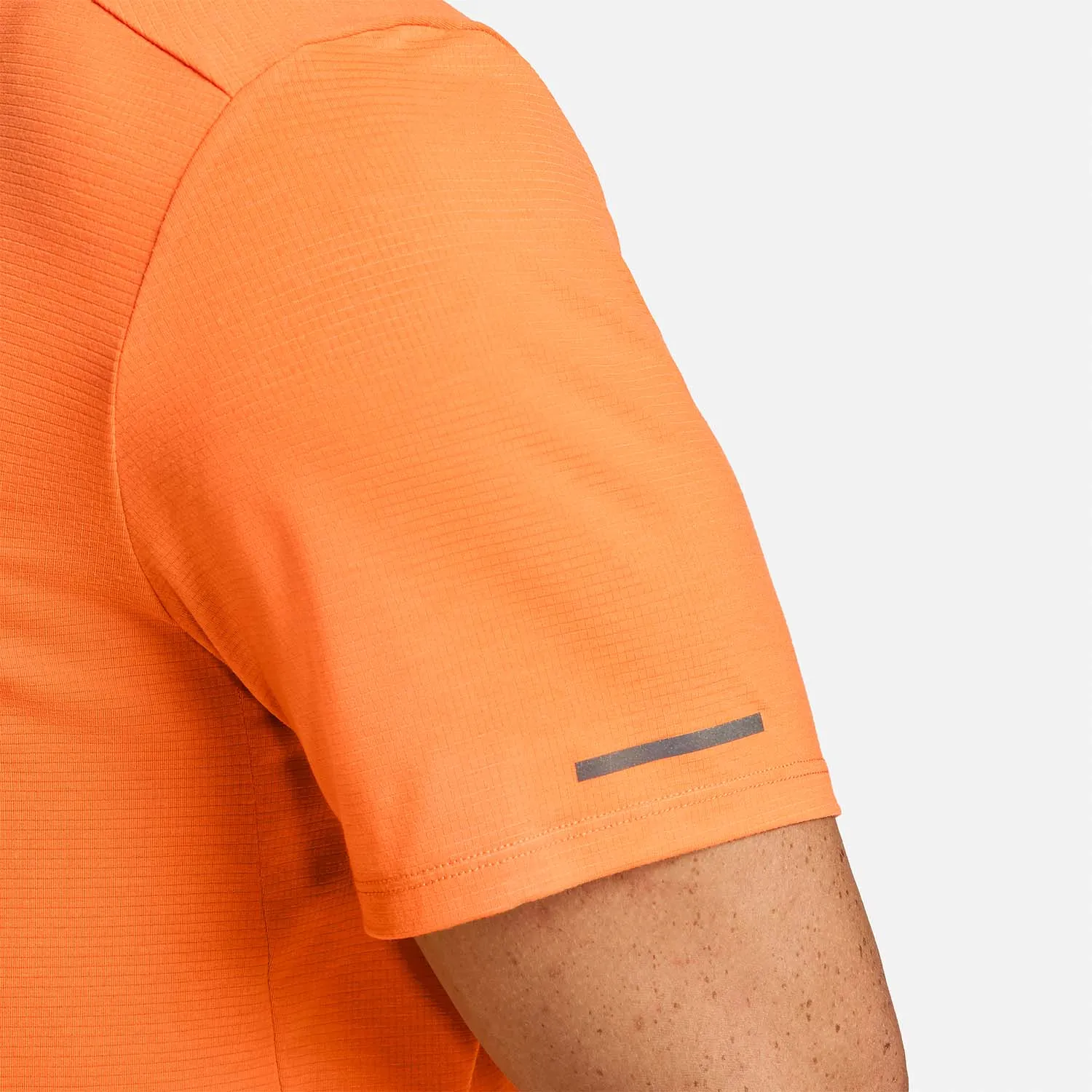 NIKE DRIFIT RISE LOGO TSHIRT