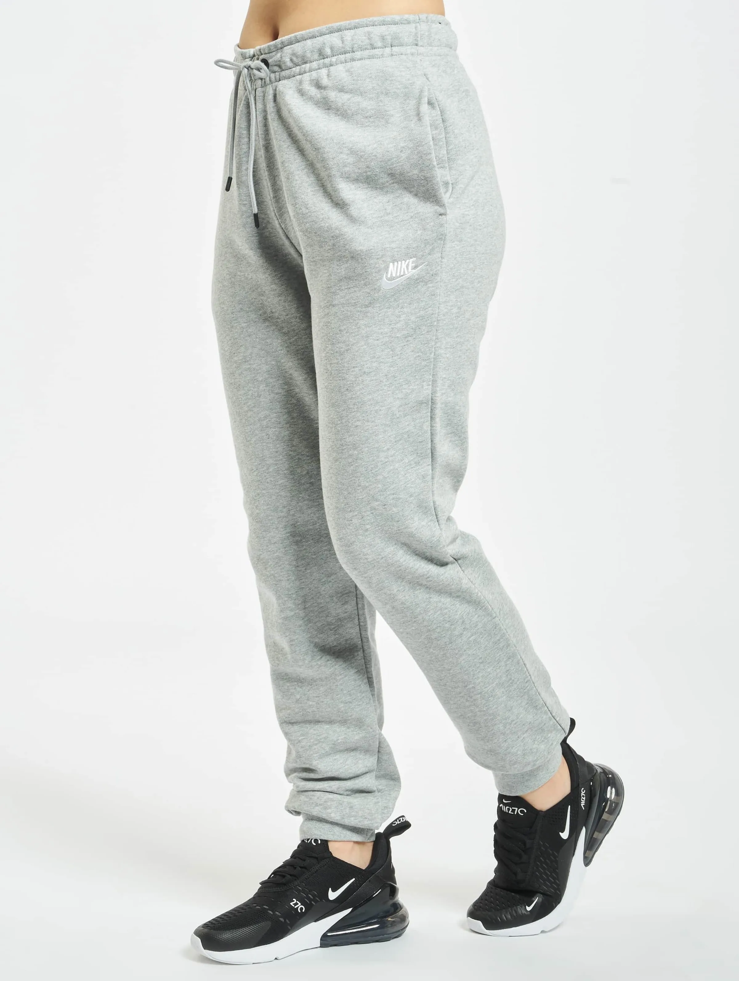 Nike Essentials Regular Jogginghosen