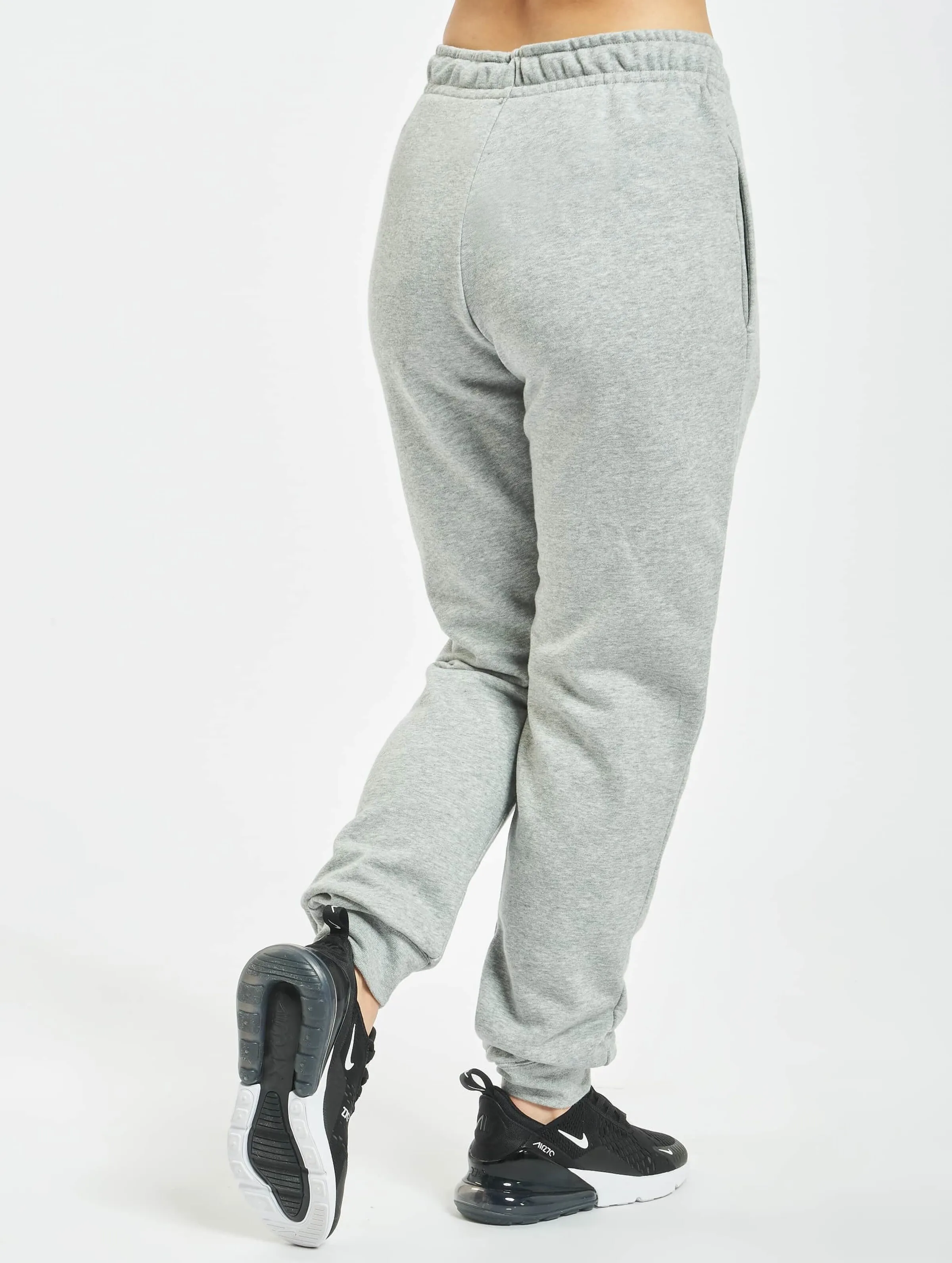Nike Essentials Regular Jogginghosen