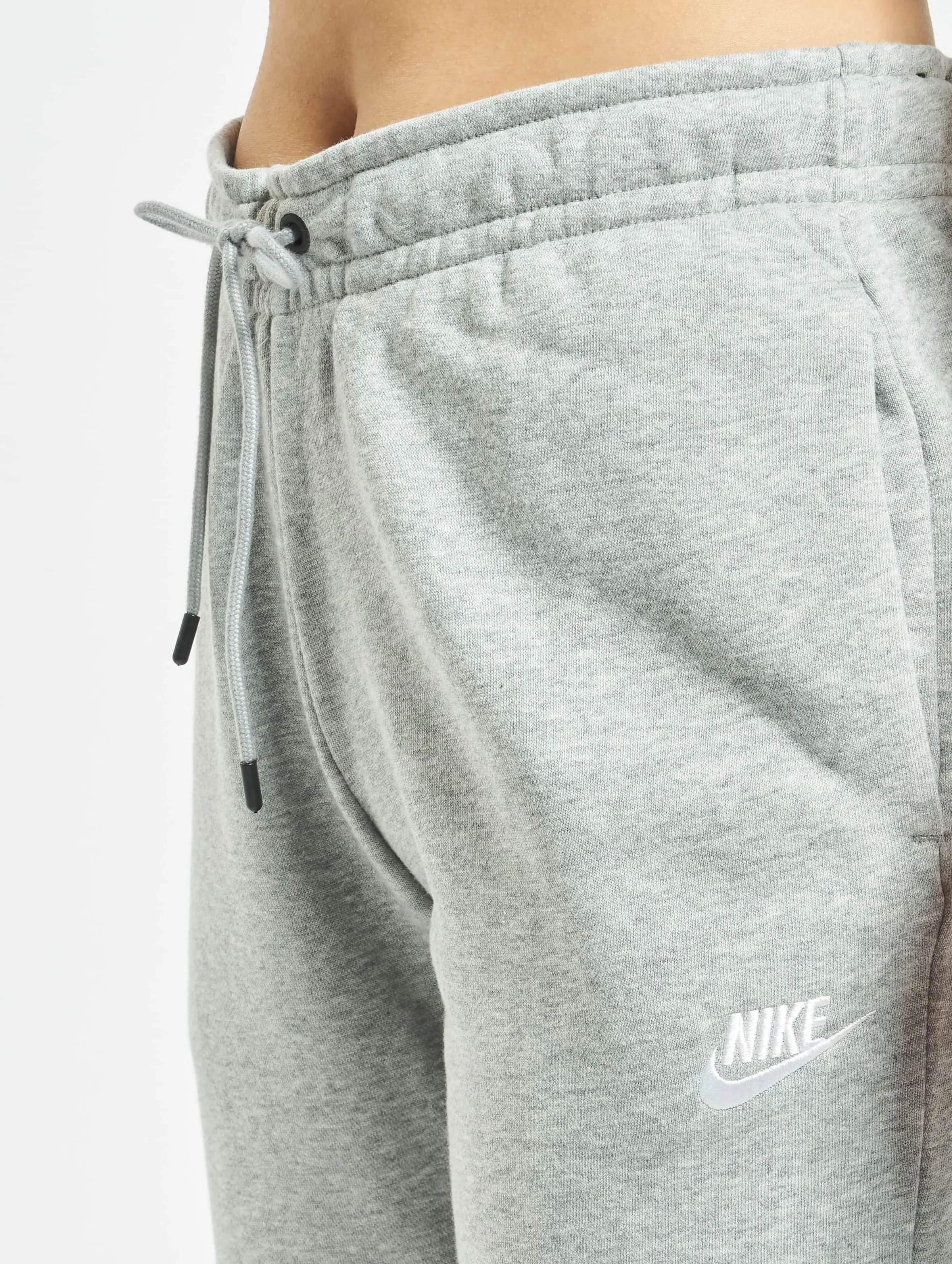 Nike Essentials Regular Jogginghosen