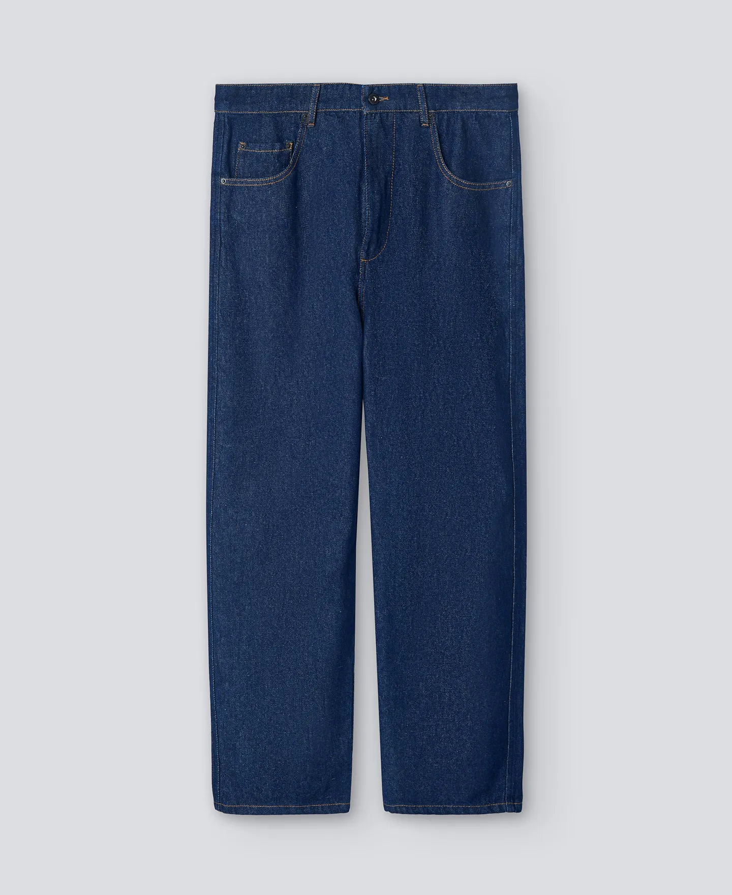 Pantalón denim azul carrot fit hombre
