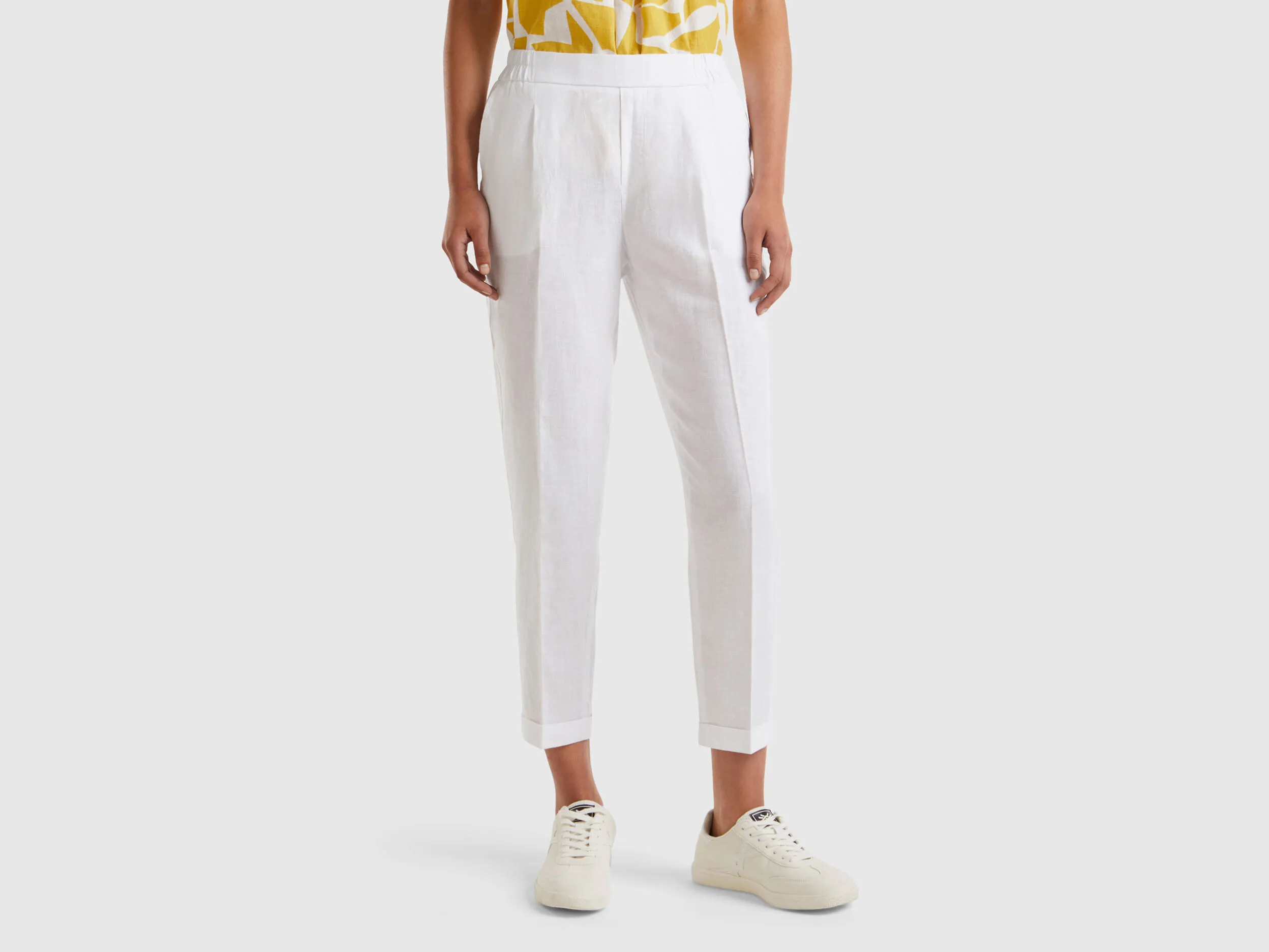 Pantalón regular fit de 100 % lino