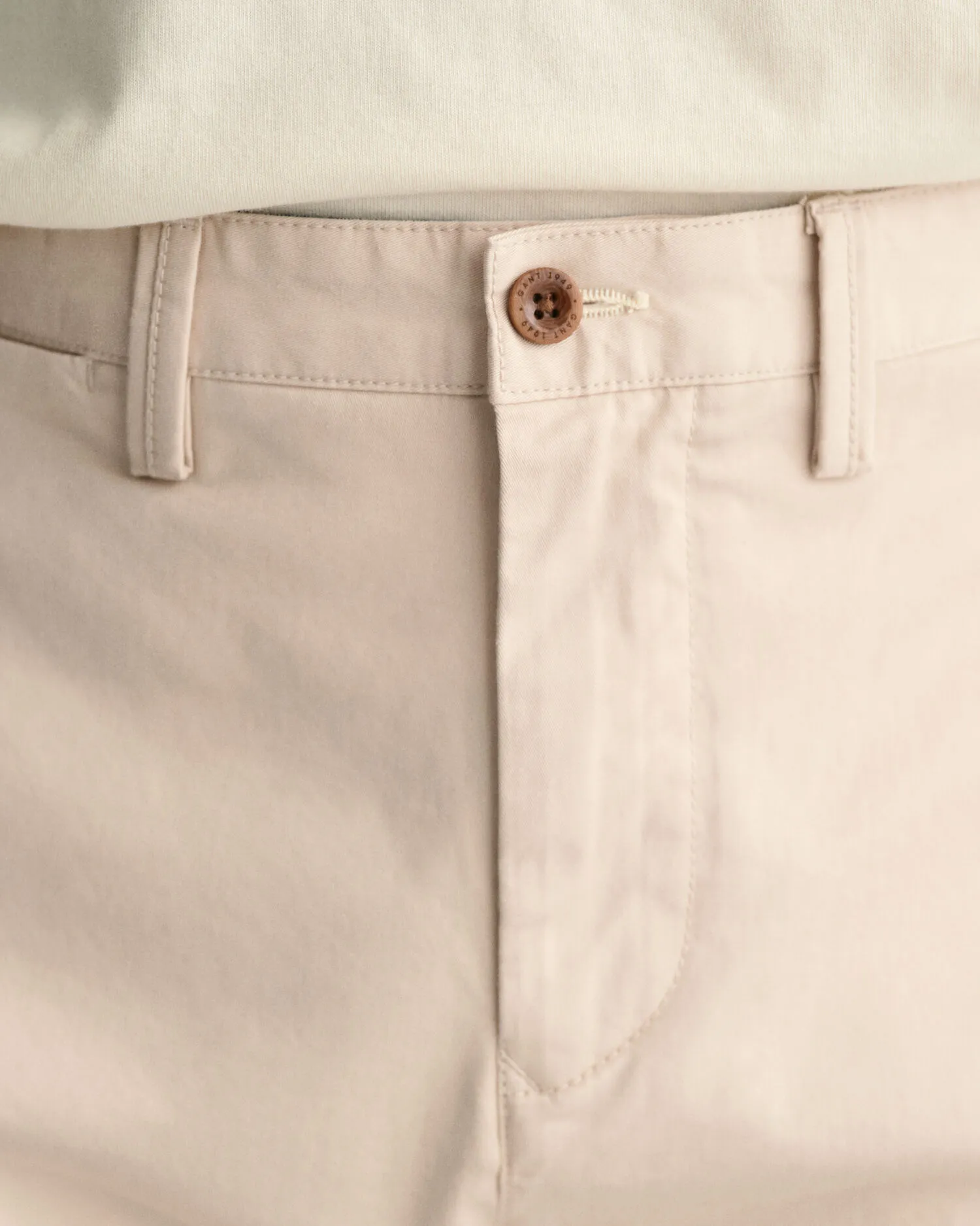 Pantalones chinos Regular Fit de sarga
