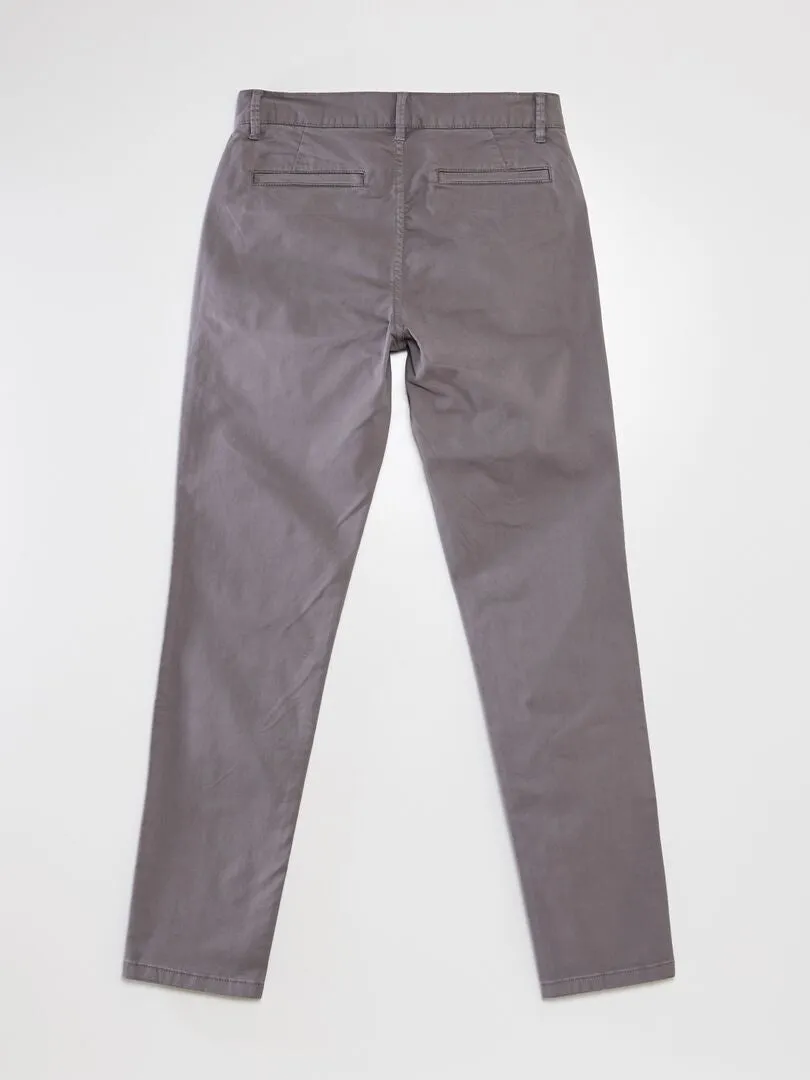 PANTALóN CHINO SLIM  GRIS