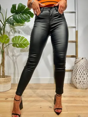 Pantalón Encerado KALIS OVERSIZE Negro