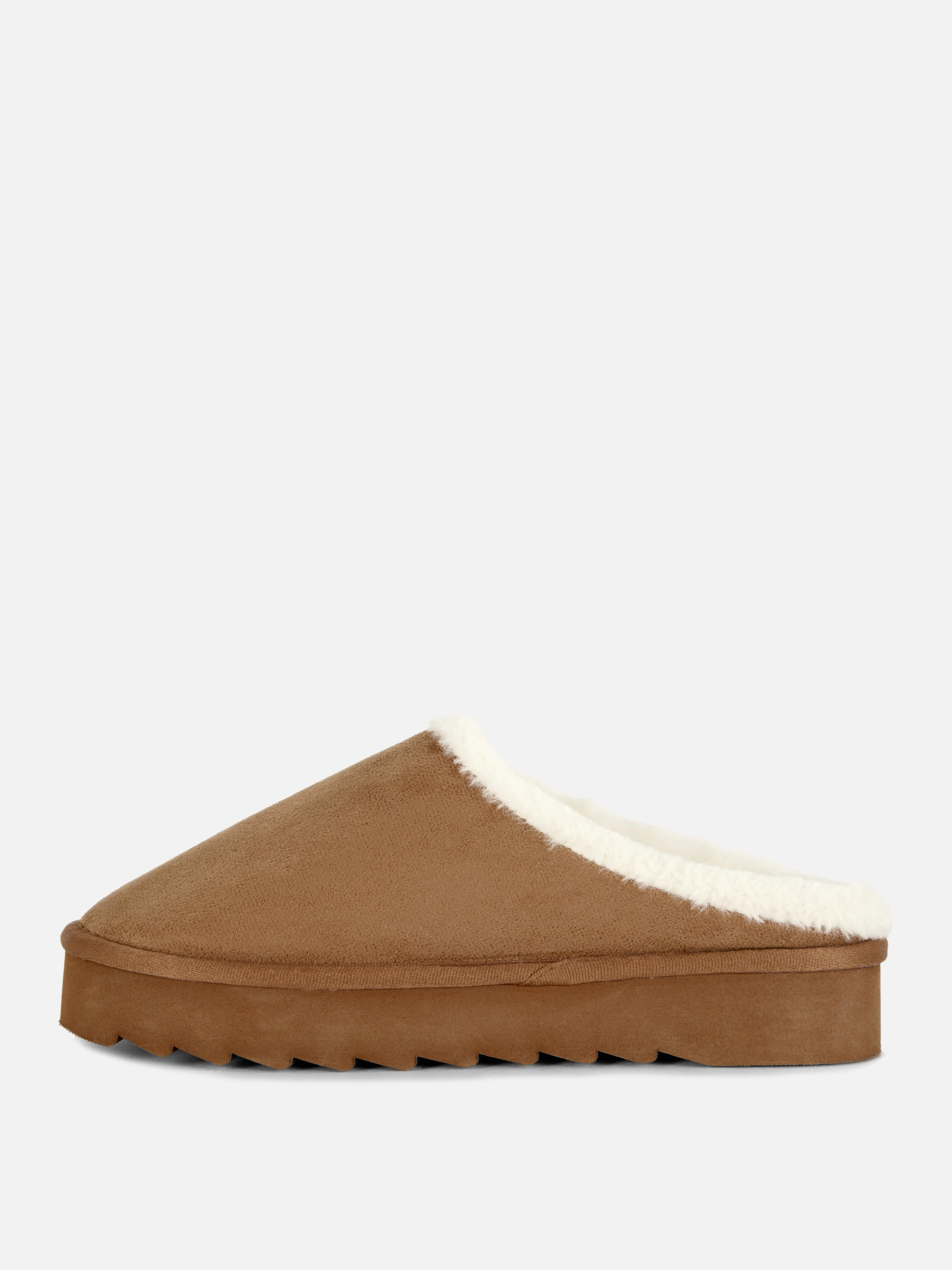 Pantuflas tipo chinela forradas de pelo sintético