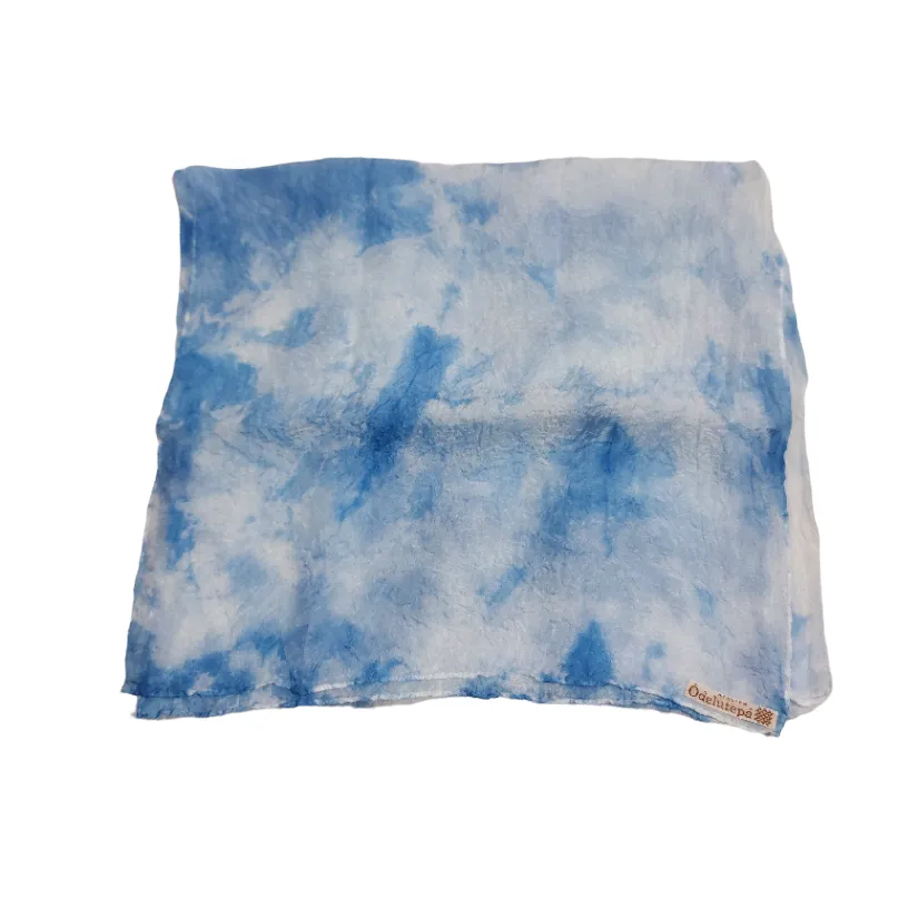 Pañuelo de seda natural efecto arrugado Nube Cirro Azul 165x45 cm