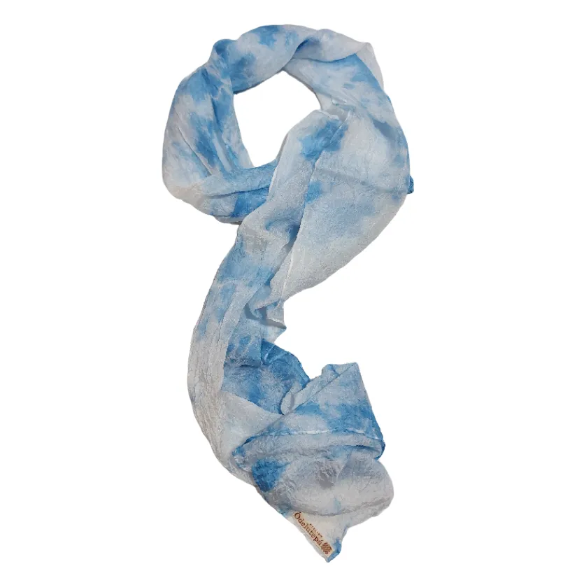 Pañuelo de seda natural efecto arrugado Nube Cirro Azul 165x45 cm