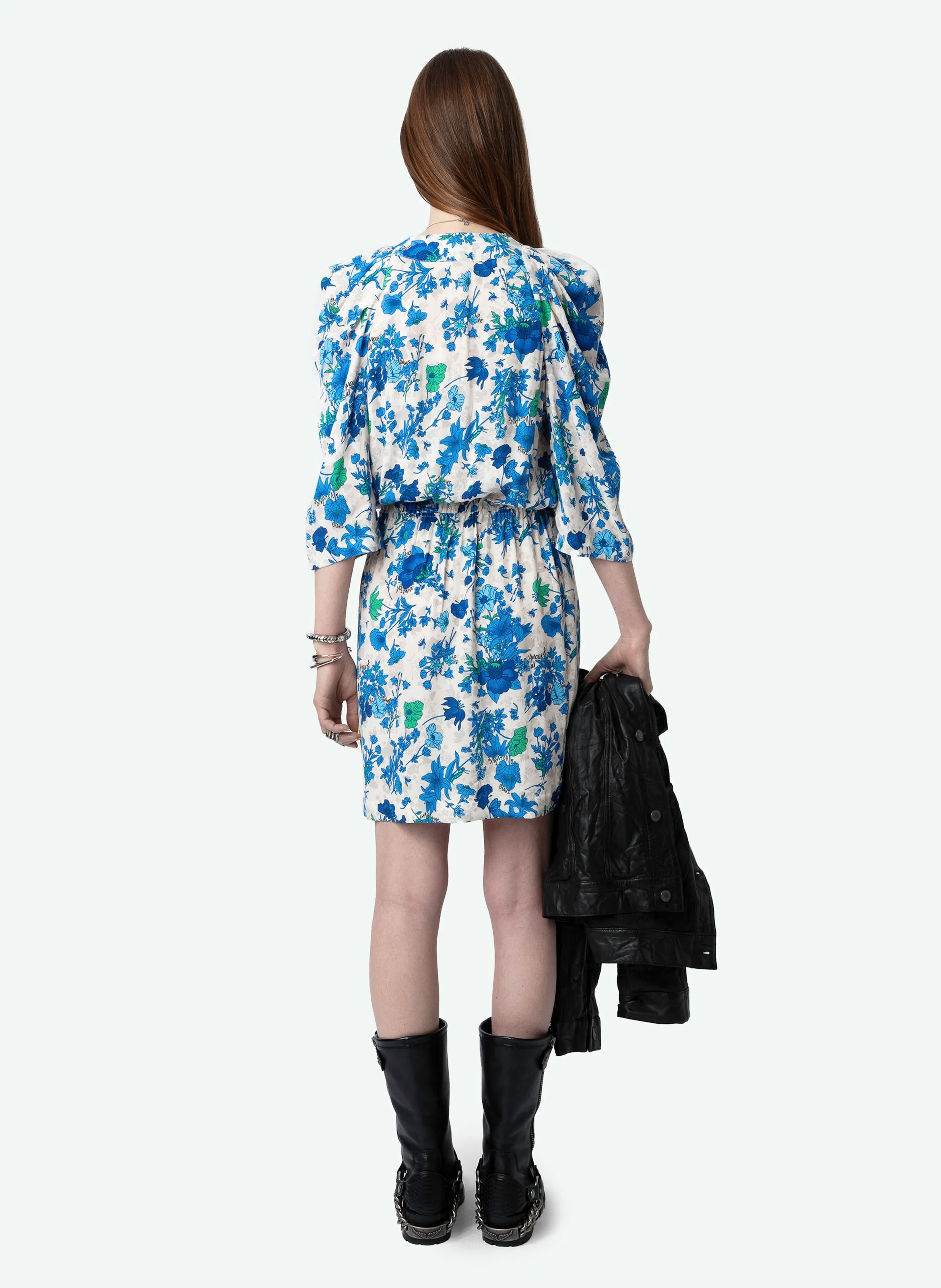 RUZ  VESTIDO CORTO RECTO CON ESCOTE DE PICO ESTAMPADO EN BLANCO