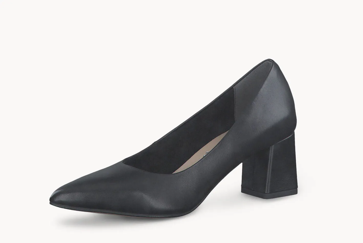 Salones negros de piel con tacones anchos de 6 cms