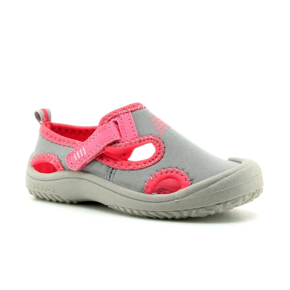 SANDALIAS DE AGUA NEW BALANCE GRISROSA