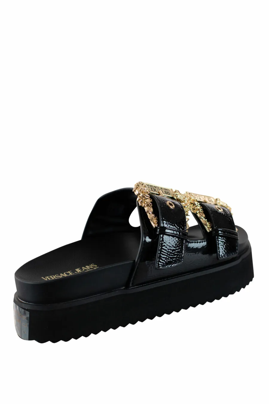 Sandalias negras con hebilla barroca