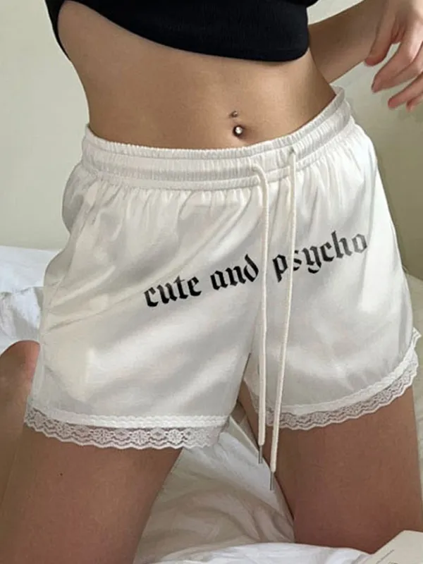 Shorts con estampado de letras de encaje