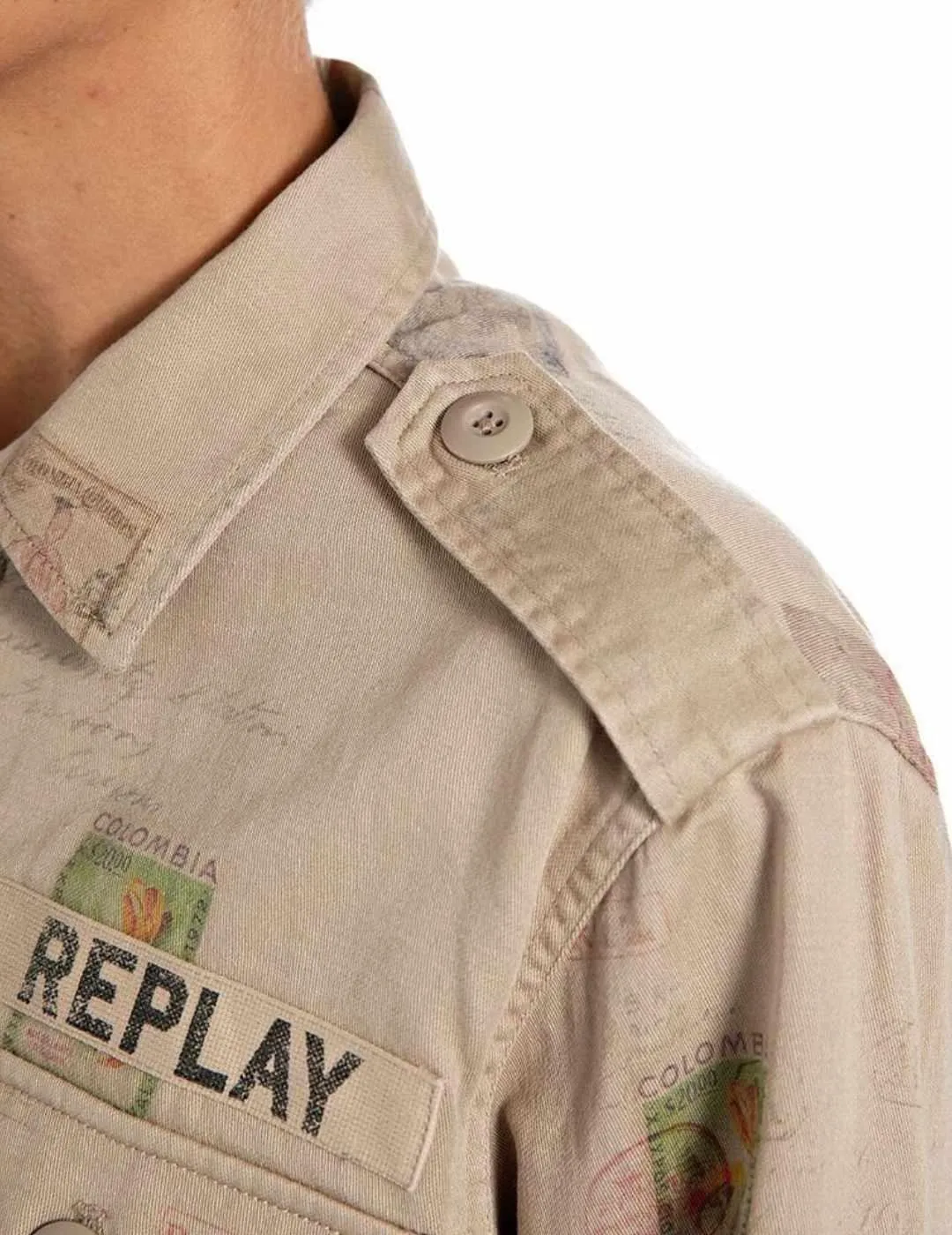 Sobrecamisa Replay beige parches cierre botones para mujer