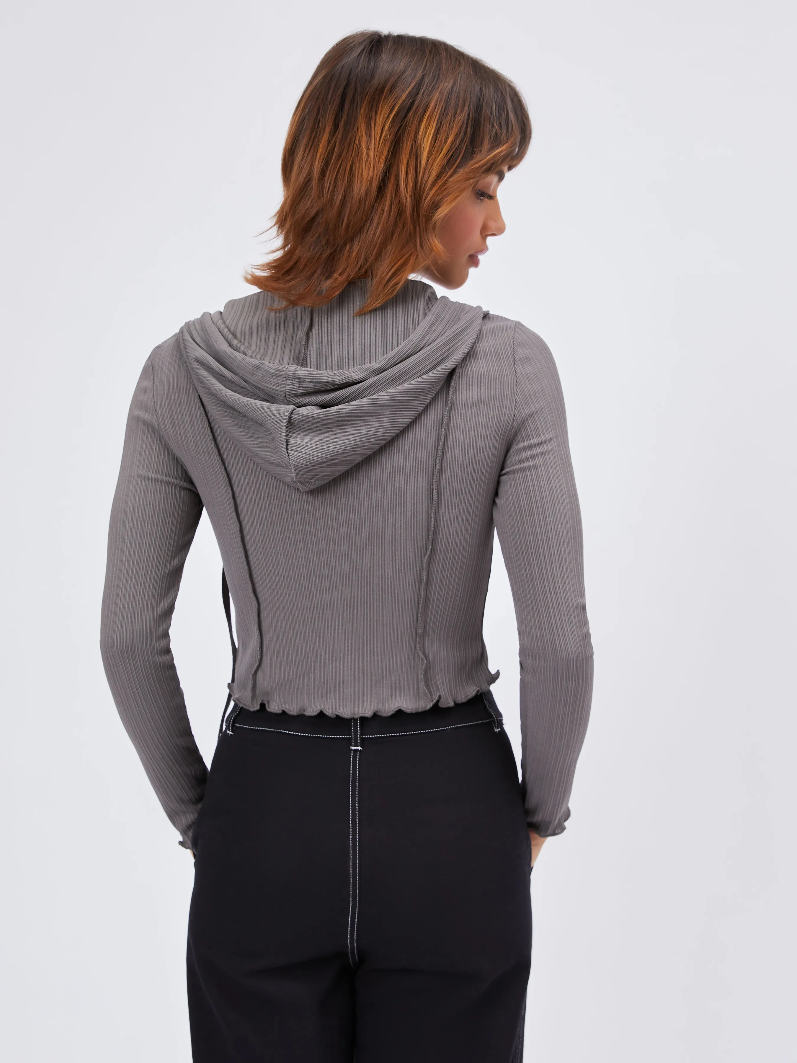  Sudadera con Capucha Corta con Detalle de Botones de Punto