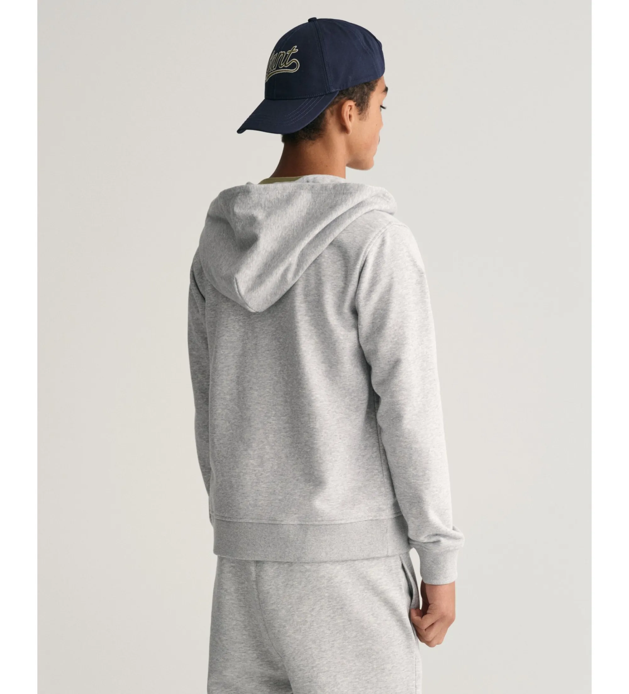 Sudadera con capucha gris