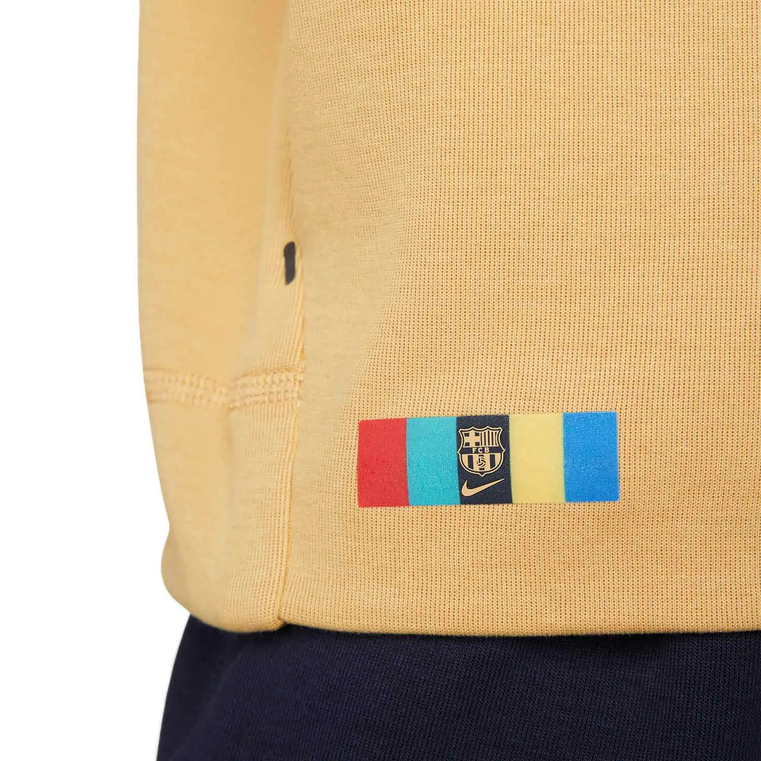Sudadera Nike Barcelona mujer Tech Fleece Essentials Hoodie