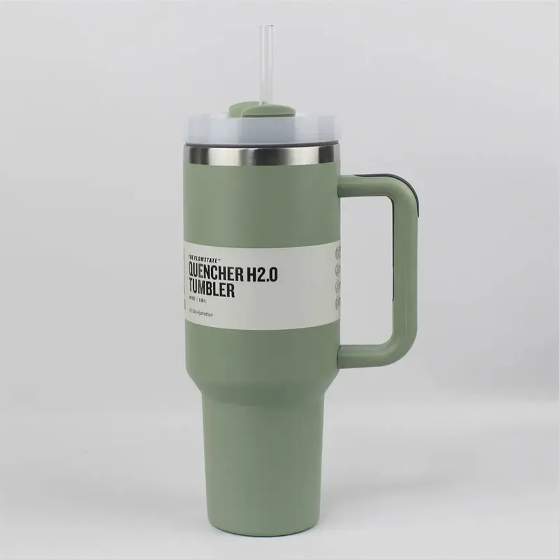 Tazas de 40 oz con tapa de mango de silicona y paja Tazas de automóvil de segunda generación Botellas de agua aisladas